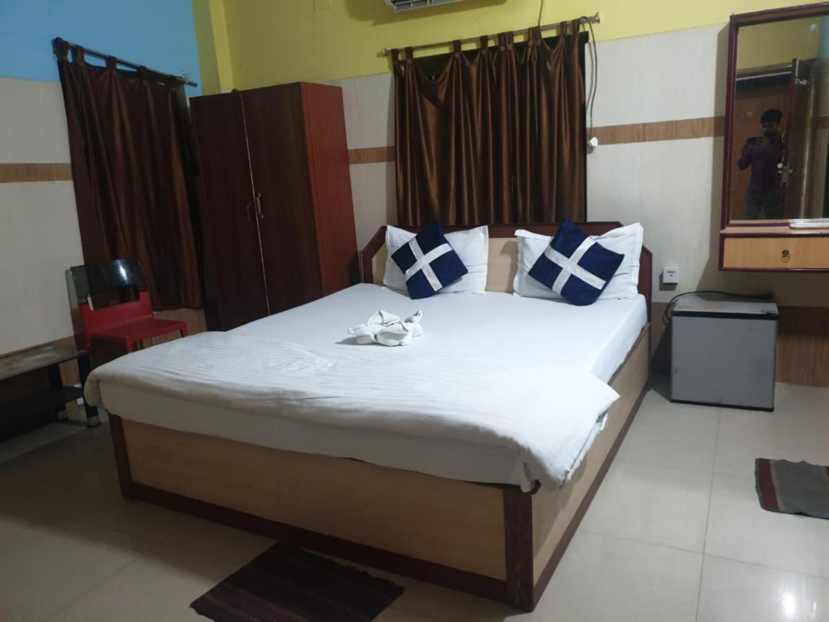 Goroomgo Star Inn Sea View Пури Екстериор снимка